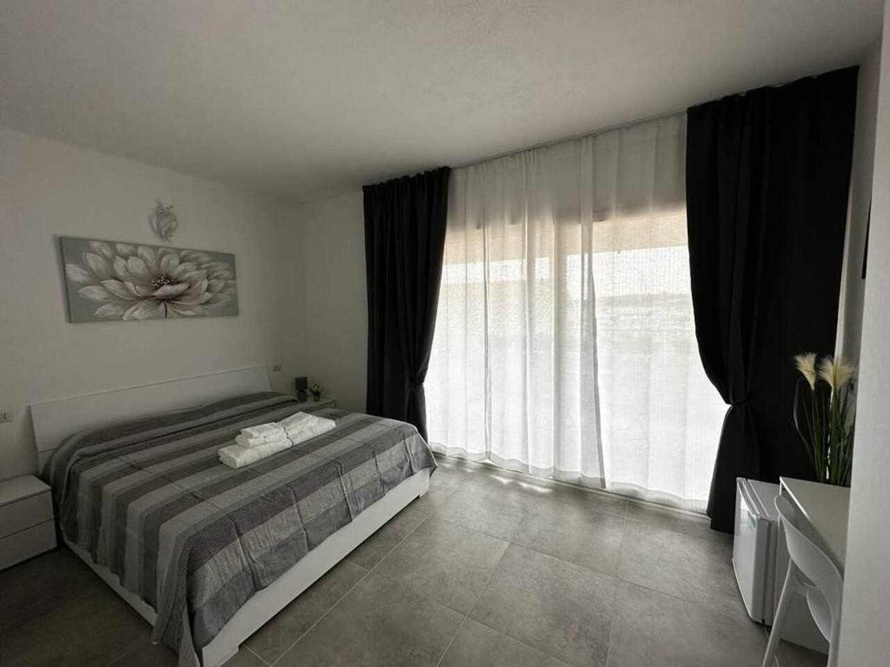 La Residenza Del Re Bed & Breakfast Palau Eksteriør bilde